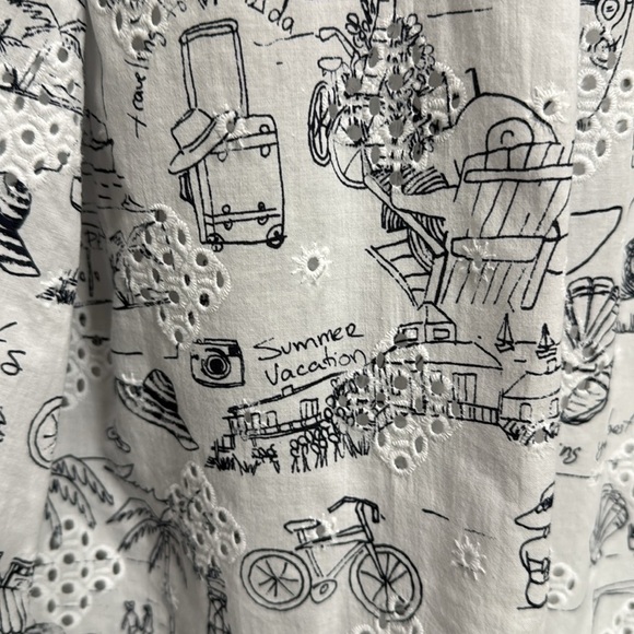 Chicos Summer Vacation Eyelet women’s blouse SZ 1 8/10 black/white Novelty print - Picture 6 of 8